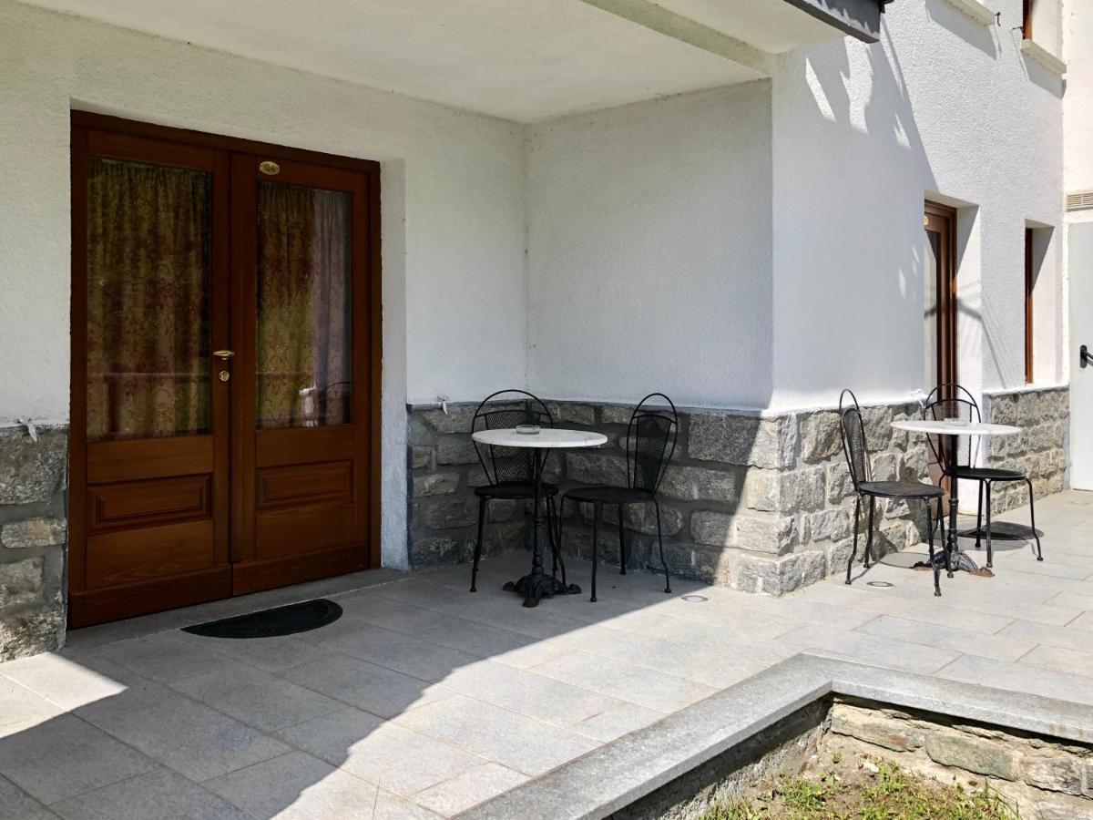 Affittacamere Buenavista Guest House Champoluc Exterior foto