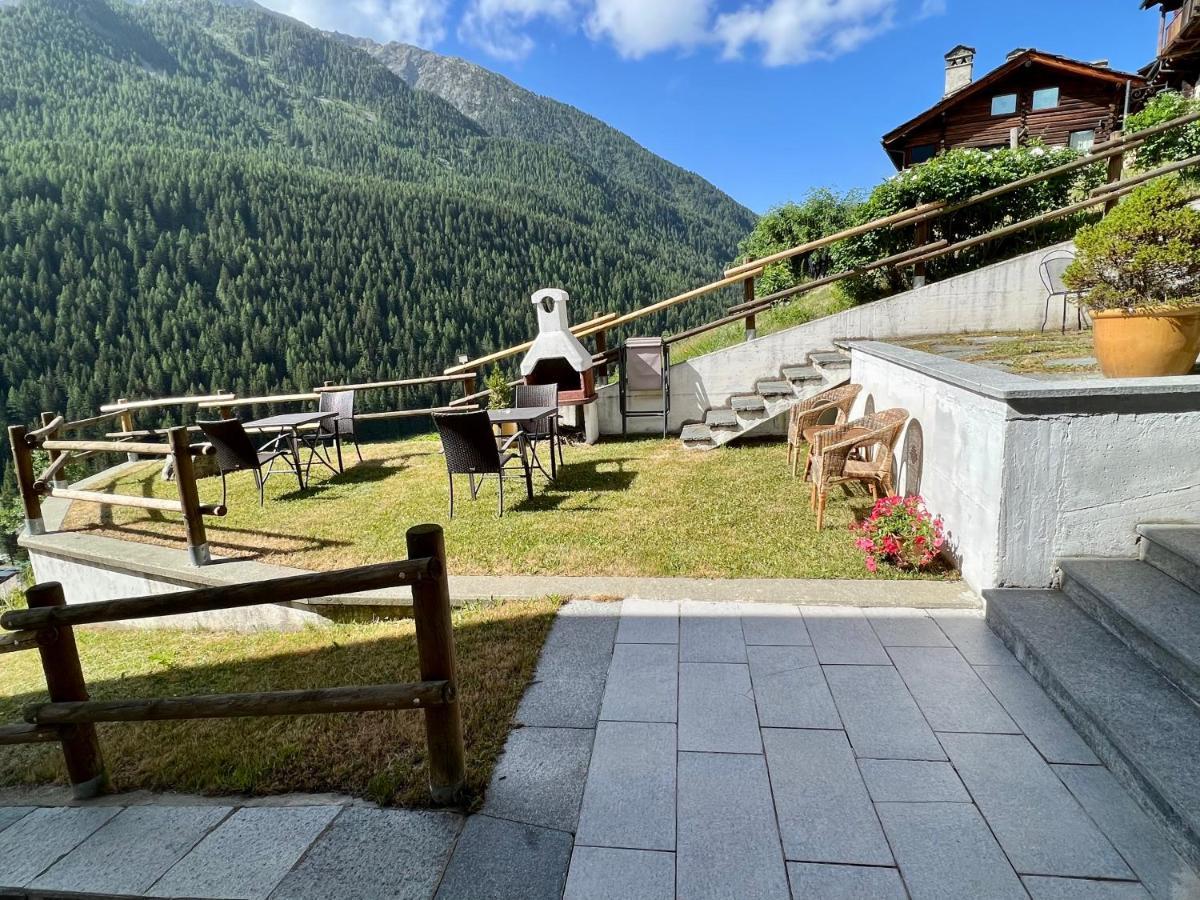 Affittacamere Buenavista Guest House Champoluc Exterior foto