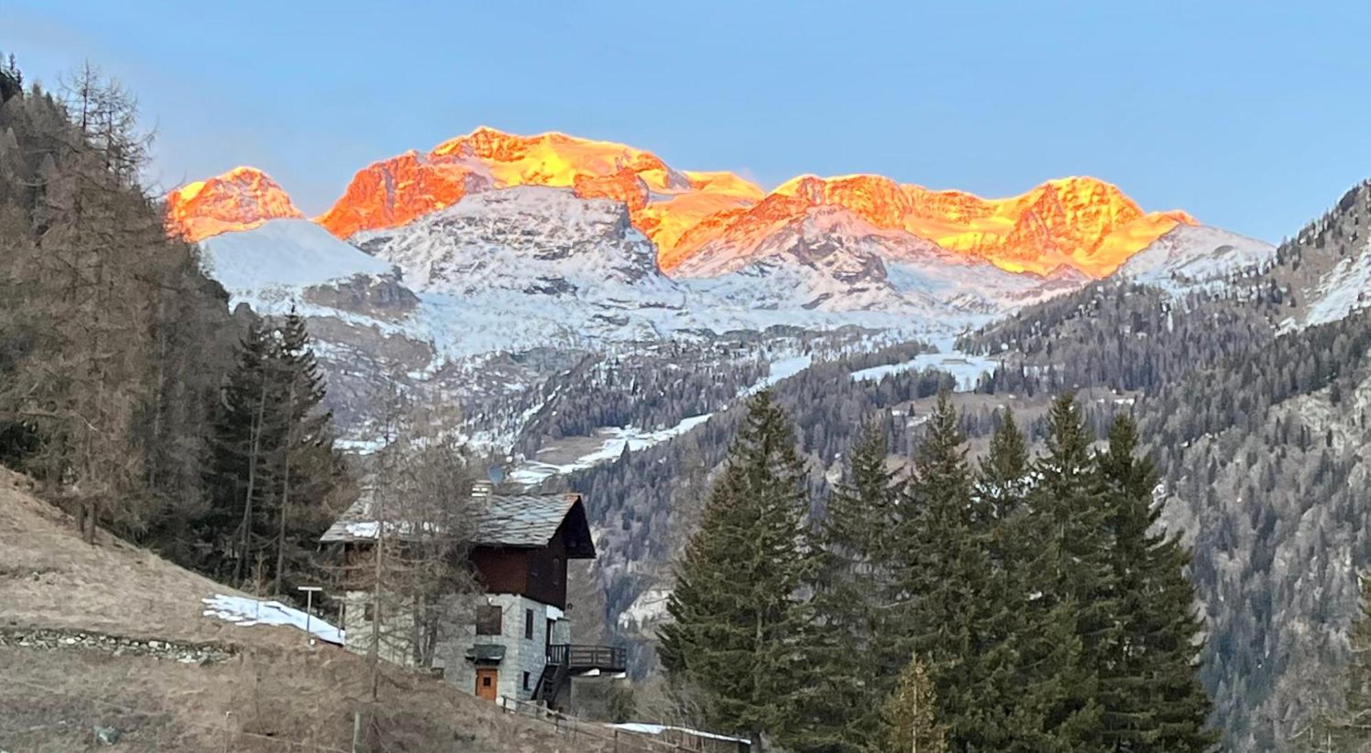 Affittacamere Buenavista Guest House Champoluc Exterior foto